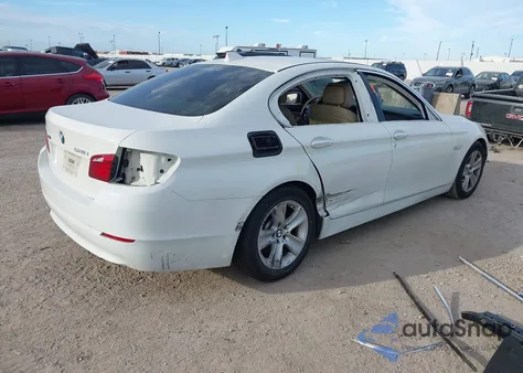 2013 BMW 528I из США, поврежденный, VIN WBAXG5C58DDY32891